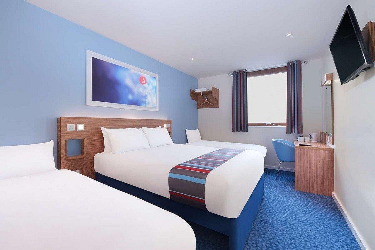 Travelodge Harlow Exterior photo