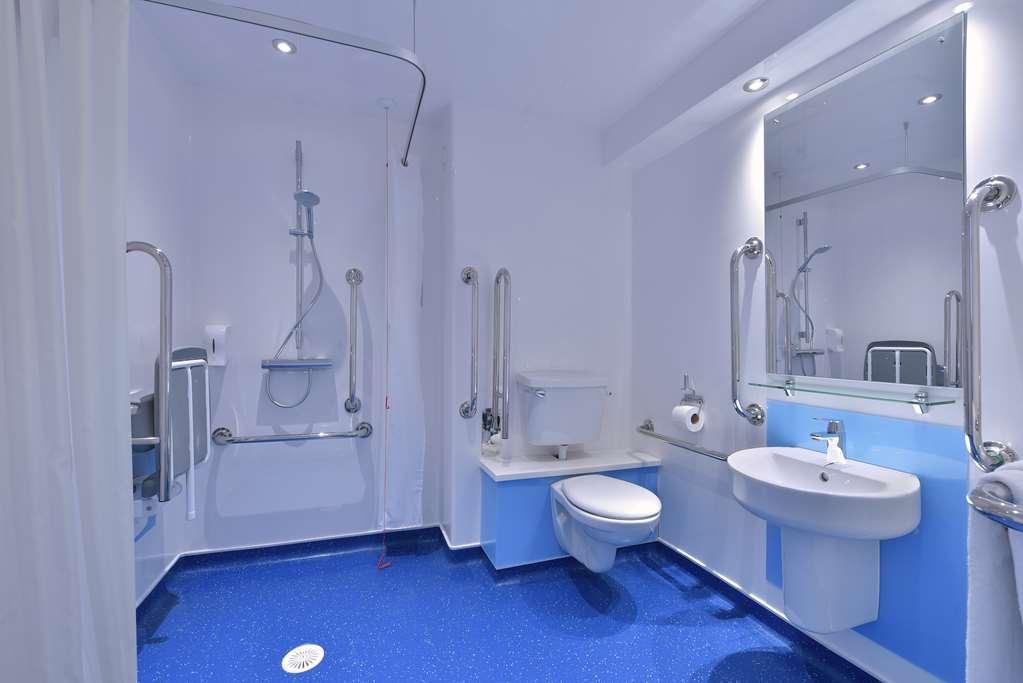 Travelodge Harlow Room photo